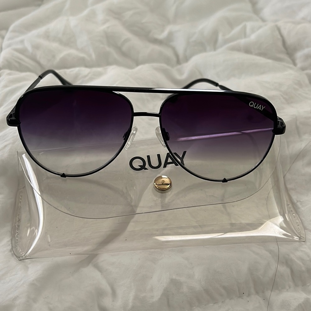 Quay High Key Black Fade non polarized Sunglasses